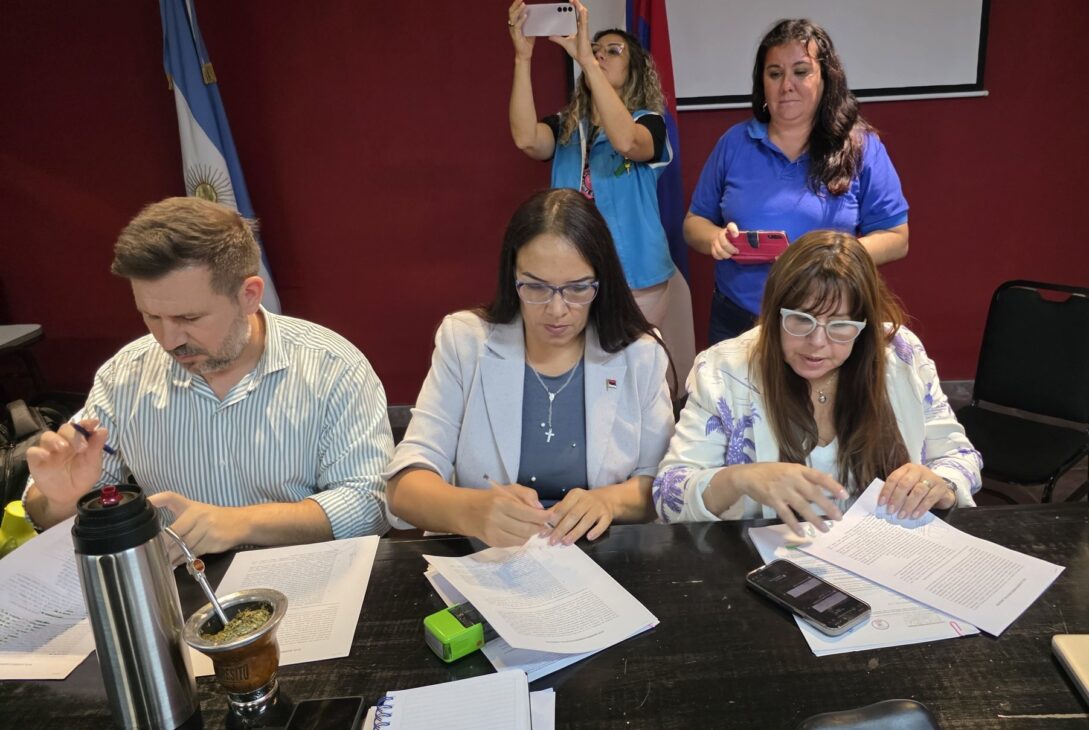 Docentes de Misiones recibirán un aumento salarial del 13,4%