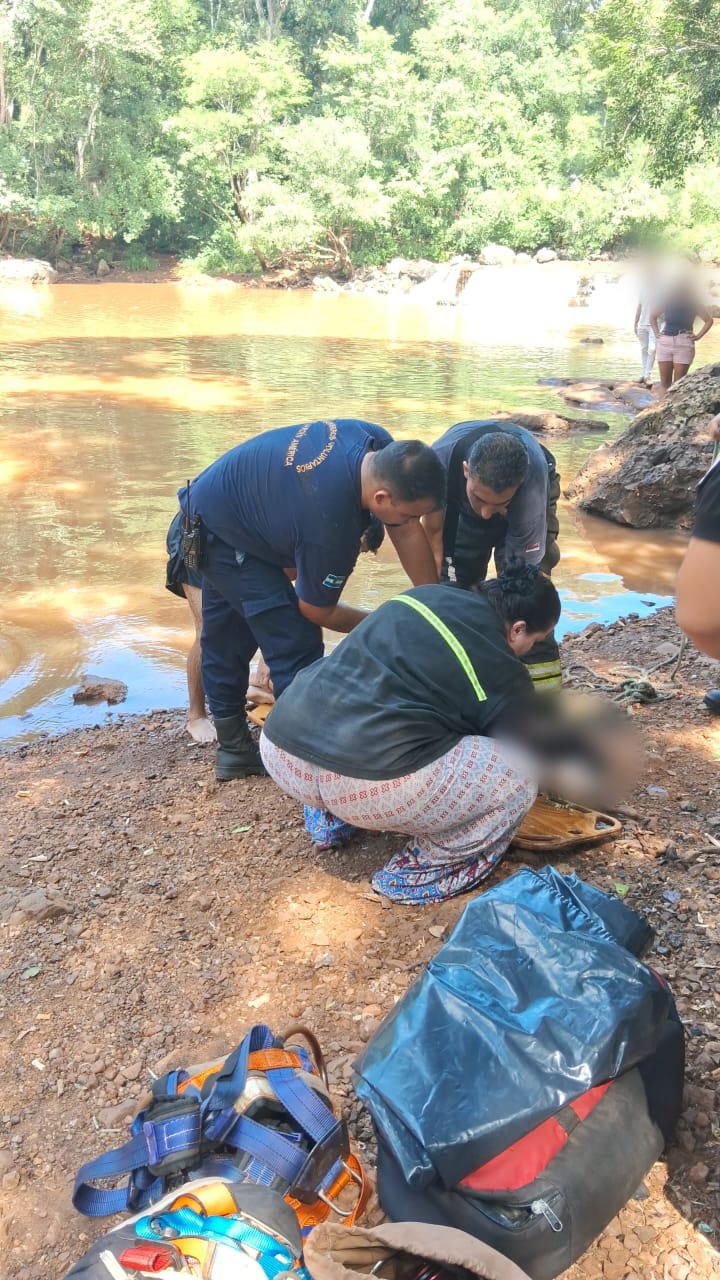 Hallaron el cuerpo del joven desaparecido en el arroyo Tabay