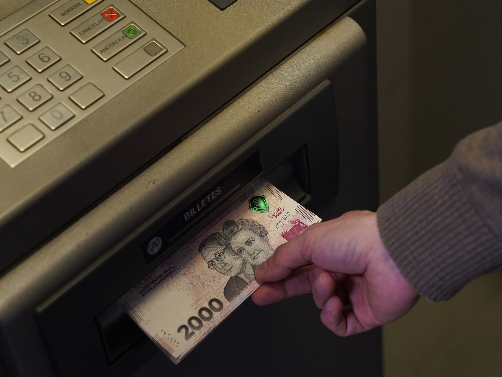 Los sueldos de la administración pública estarán depositados el 29 de marzo