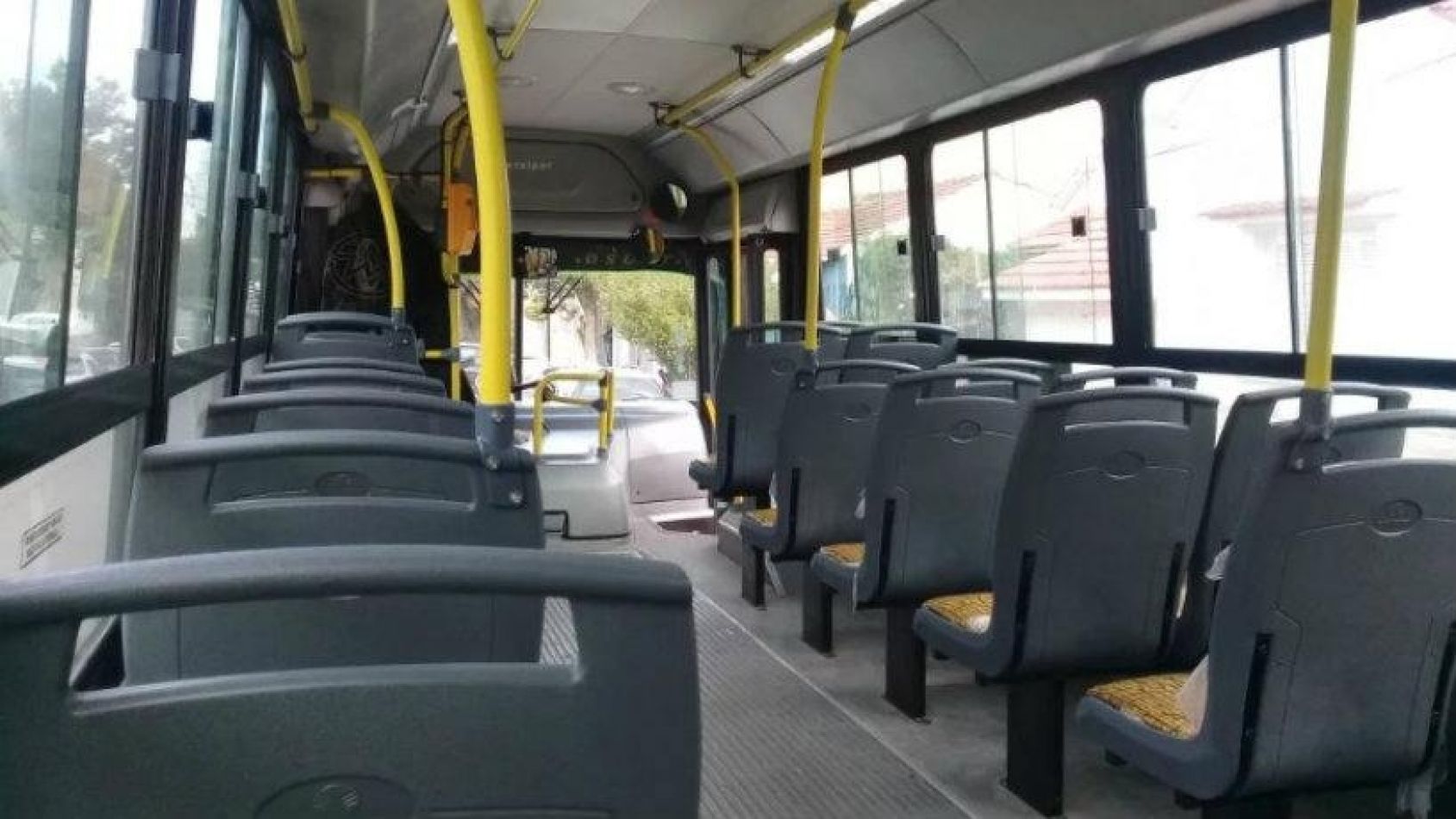 Fracasó la negociación entre el Gobierno y la UTA: este martes hay paro de colectivos durante 24 horas