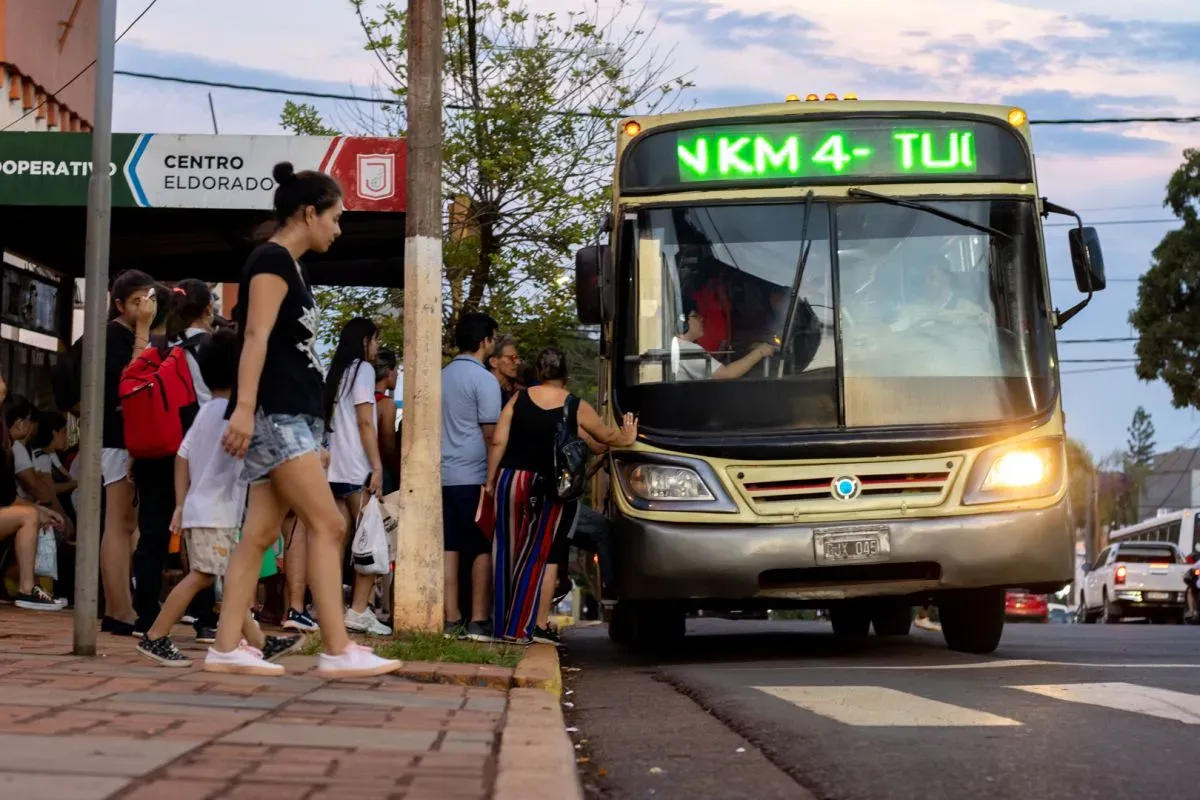 Finalizó el paro de UTA y se restableció el servicio de colectivos en todo el país