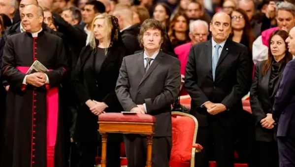 Milei viajará al Vaticano en junio para conocer a León XIV