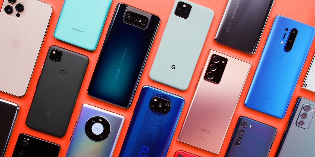 El Gobierno oficializó la baja de impuestos para celulares y electrónicos: qué va a pasar con los precios y la producción local