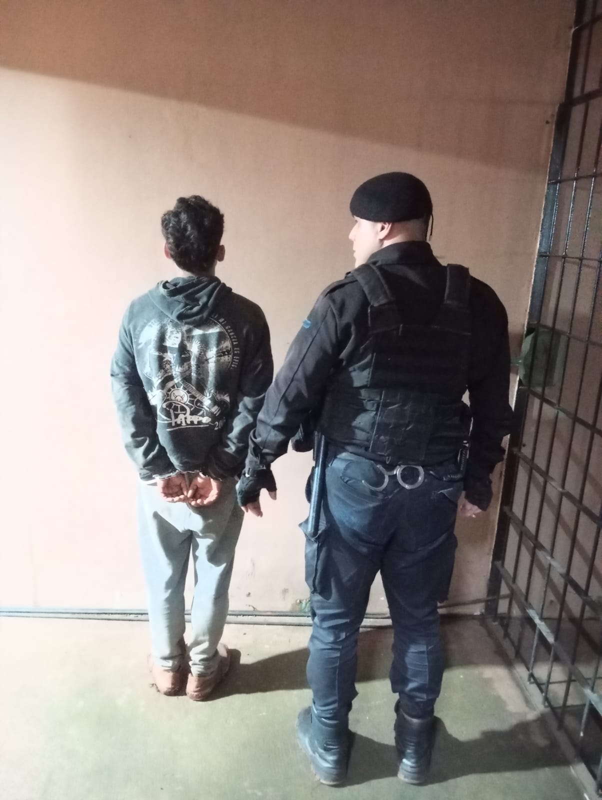 Fue captado por cámaras robando en una iglesia de Eldorado y terminó detenido