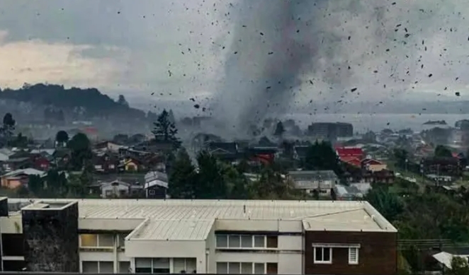 Un impresionante tornado causó graves destrozos en el sur de Chile 