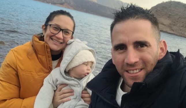 La pareja y el hijo del gendarme Nahuel Gallo ya están en Argentina
