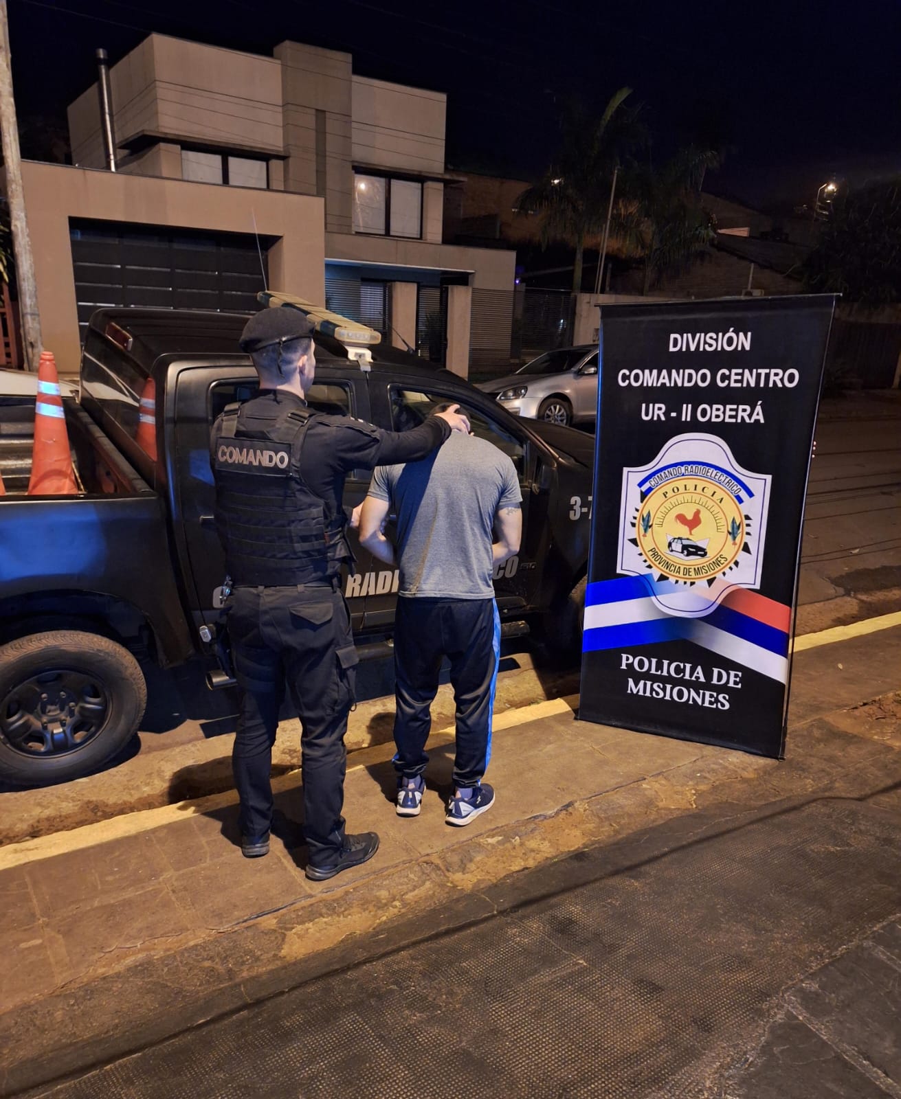 Detuvieron a un prófugo que vendía un auto robado en Oberá