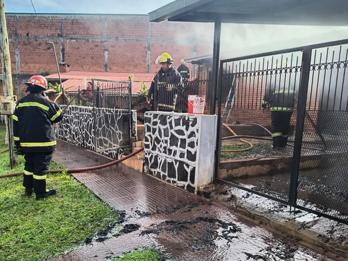 Una mujer falleció en el incendio de su vivienda de Capioví