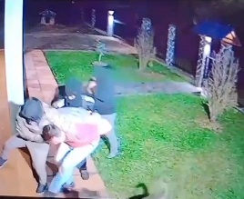 Violento intento de robo en El Soberbio: tres delincuentes atacaron a una pareja y escaparon sin concretar el asalto