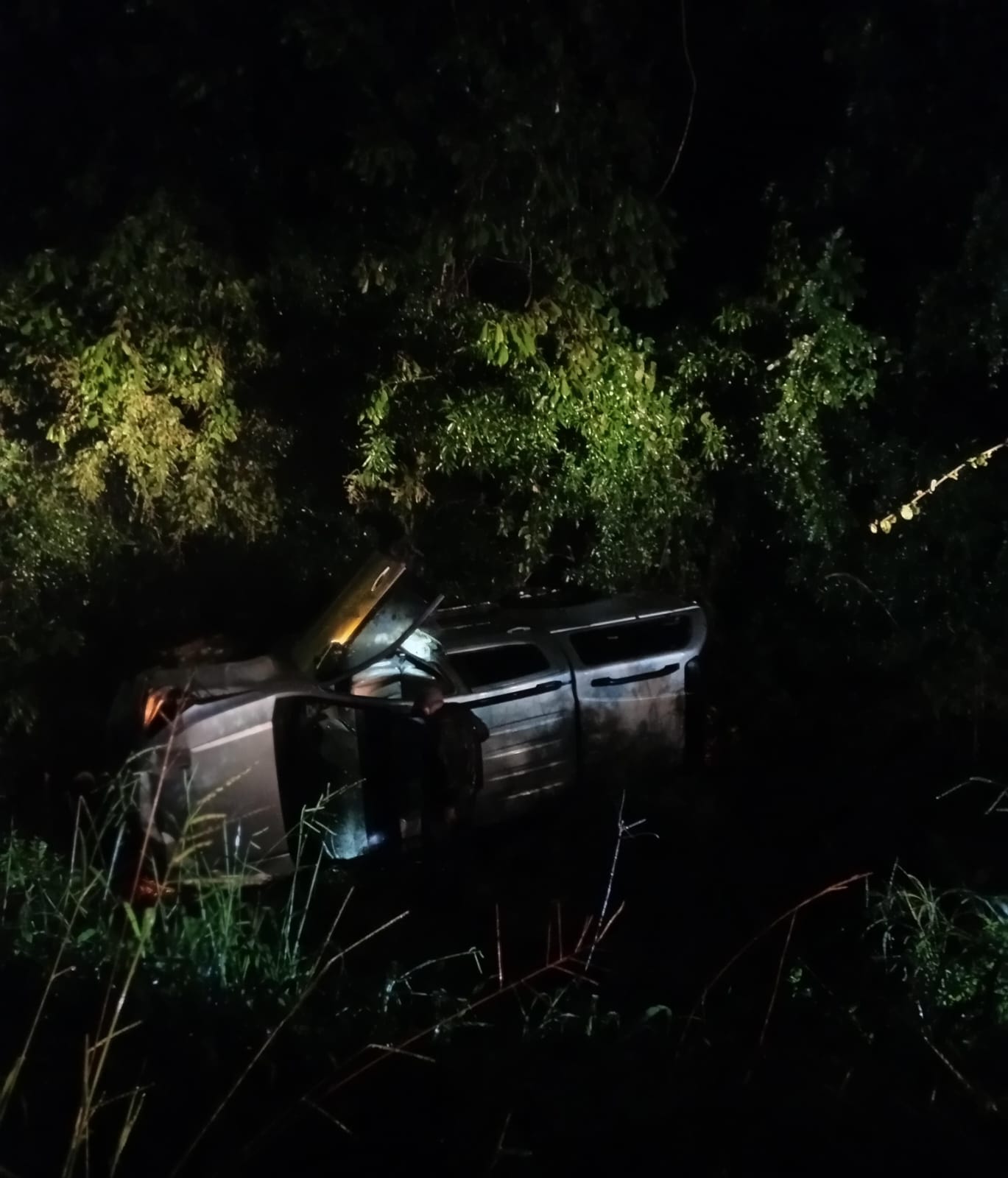 Dos mujeres resultaron lesionadas en un choque y despiste sobre la Ruta 14 en Oberá