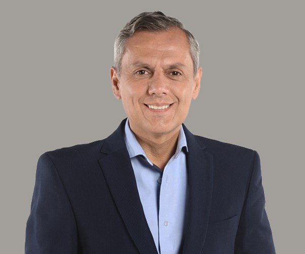 Bernardo Stamateas en Eldópolis Radio: "Nos curamos juntos, juntándonos, hablando, poniendo en palabra lo que nos pasa"