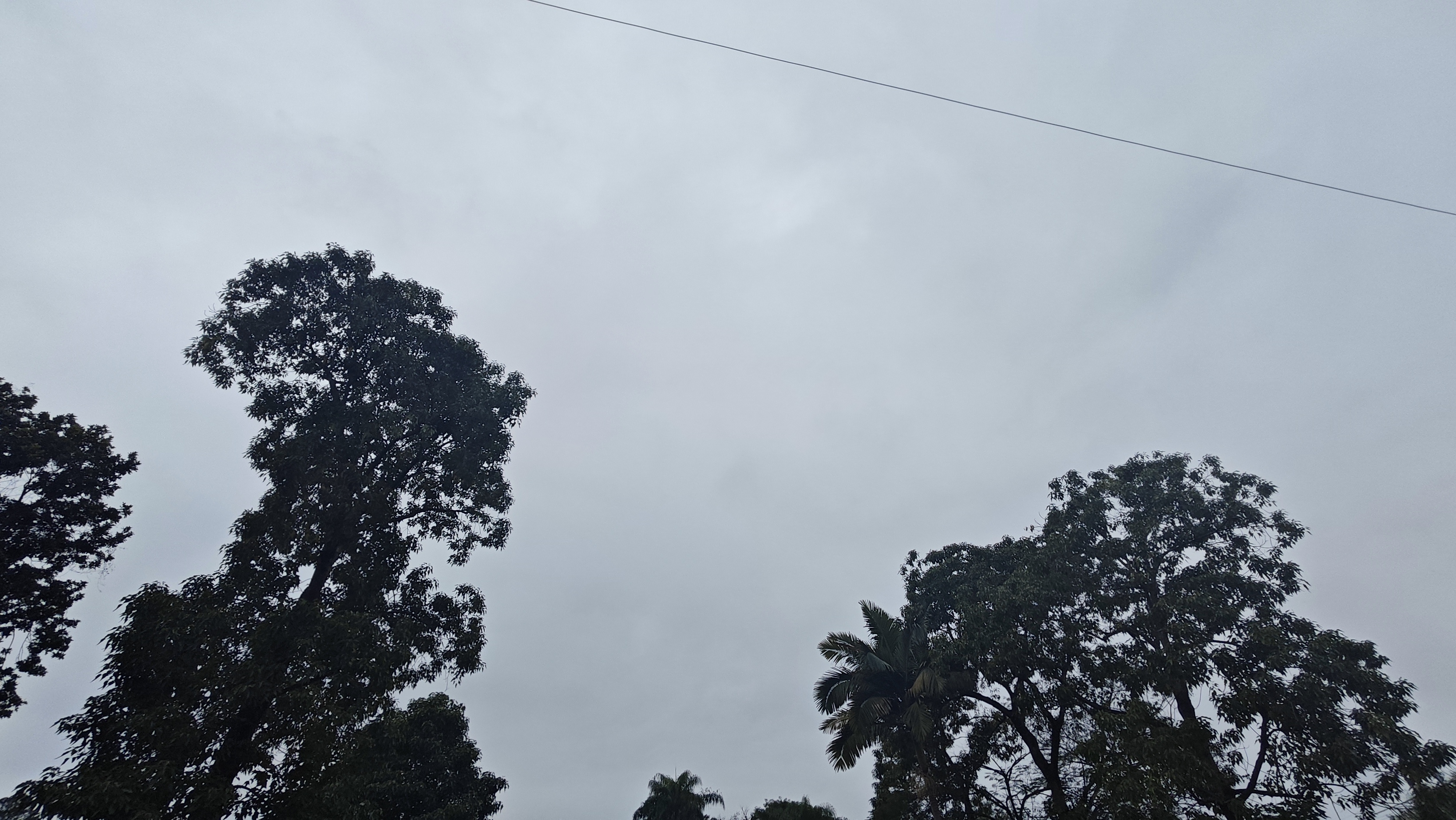 El frente frío avanza sobre Misiones con lluvias y marcado descenso de temperatura
