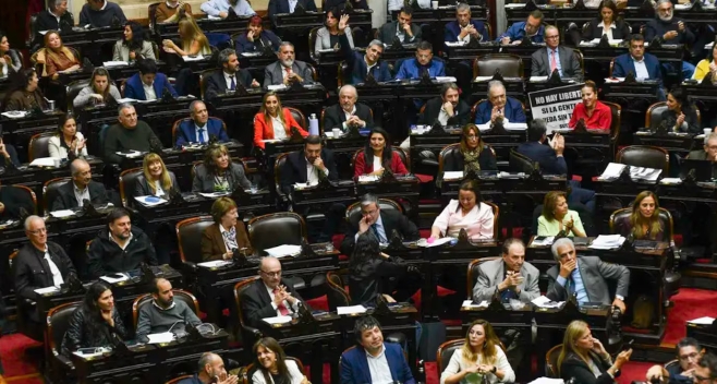 Diputados: la oposición busca el quórum para aprobar aumentos para el Garrahan y las universidades
