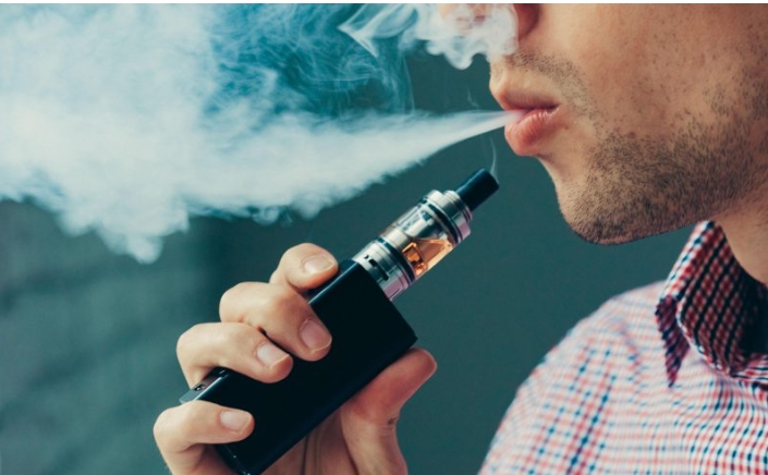 Advierten sobre el peligro del consumo de cigarrillos electrónicos y vapers