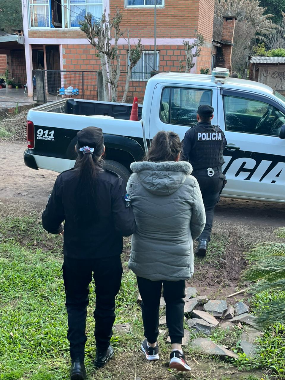 Una mujer de Montecarlo fue detenida por estafar a sus vecinos con préstamos por más de un millón de pesos