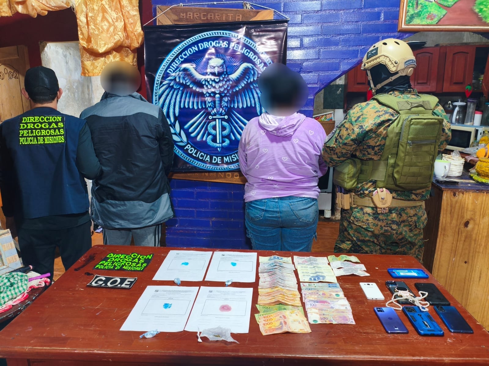 Desarticularon dos narcokioscos en Posadas y demoraron a once personas
