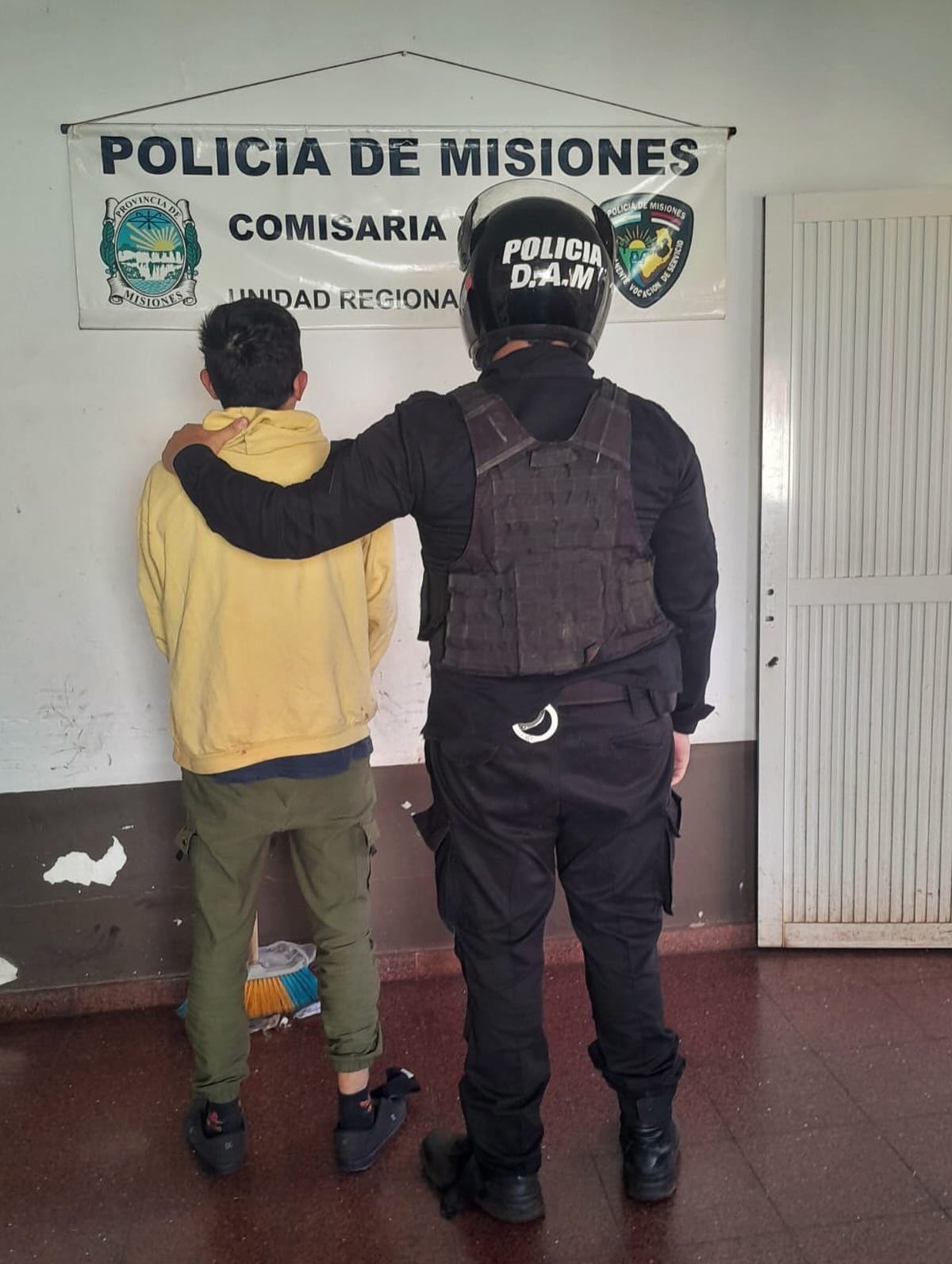 Detuvieron a un hombre que atacó con un cuchillo a su ex y agredió a la Policía en Posadas