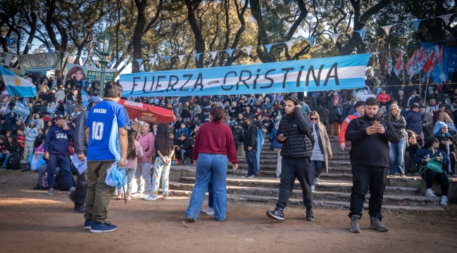 Cristina Kirchner volvió a grabar un mensaje para la militancia y cuestionó el modelo económico del Gobierno