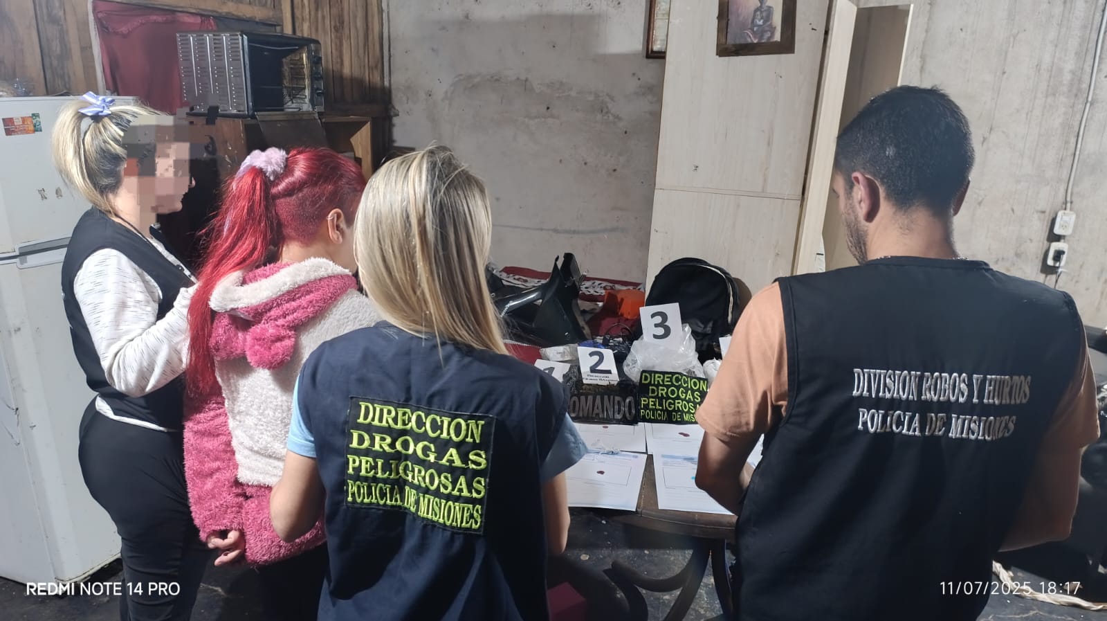 Desbarataron un “narcokiosco” en Miguel Lanús y detuvieron a una mujer