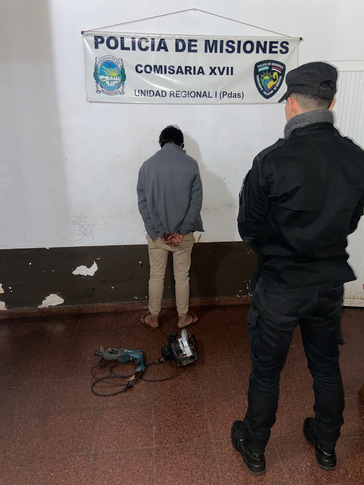 Robó herramientas de una obra y fue detenido cuando intentaba venderlas en Posadas