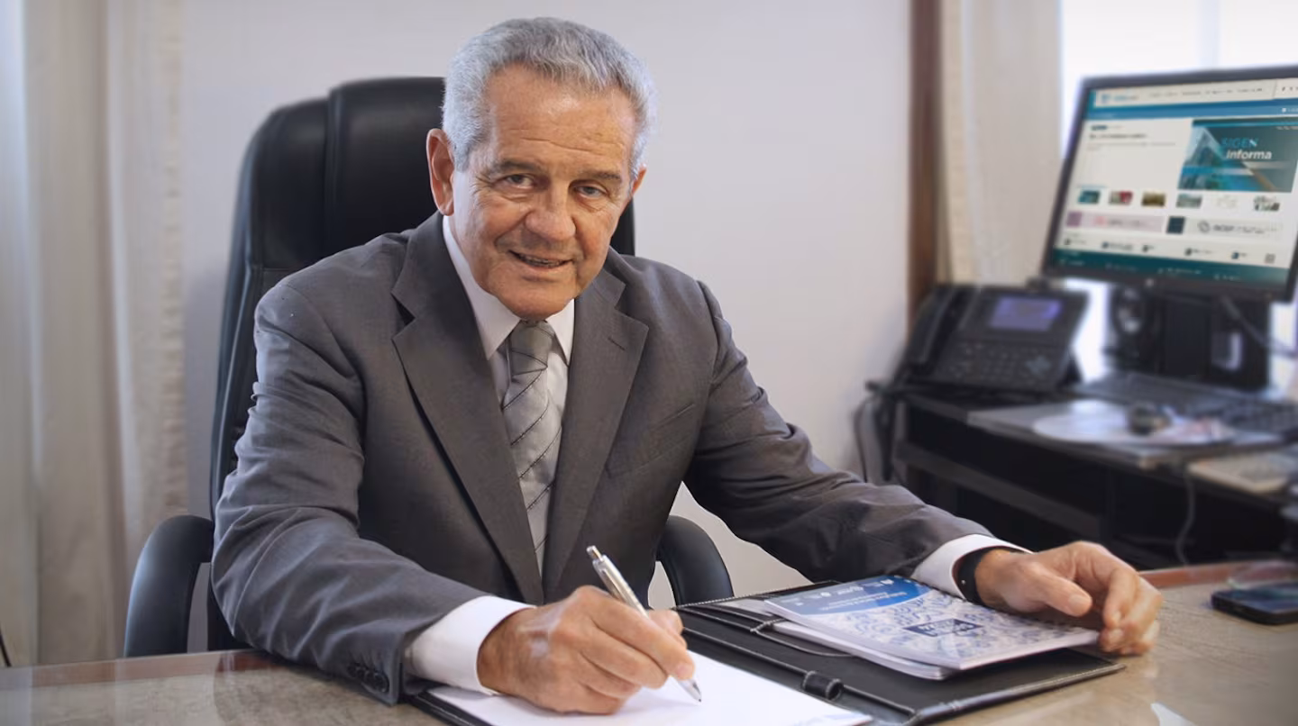 El Gobierno echó al titular de la Sindicatura General de la Nación, Miguel Blanco
