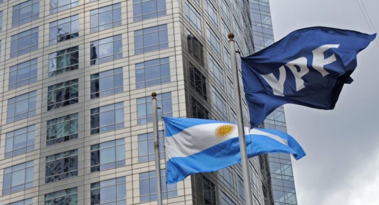Juicio por YPF: el Gobierno prepara su defensa ante la Corte de Apelaciones para evitar entregar las acciones