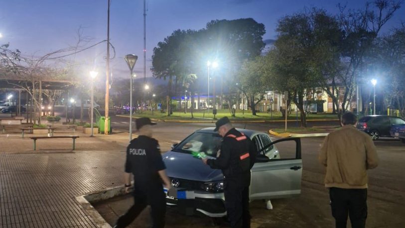 Detuvieron a un joven que manejaba en estado de ebriedad y le secuestraron el auto en San Vicente - Imagen 1