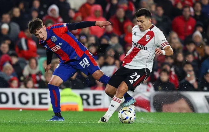 Copa Argentina: River enfrenta a San Martín de Tucumán 