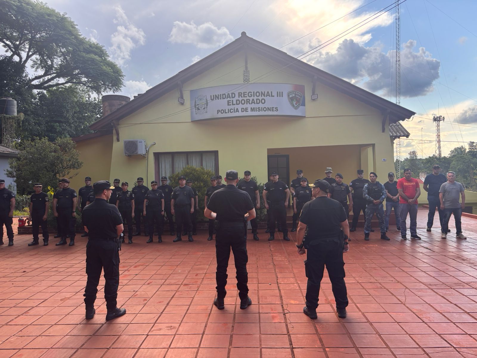 Cambio en la Jefatura de la Unidad Regional III de Eldorado