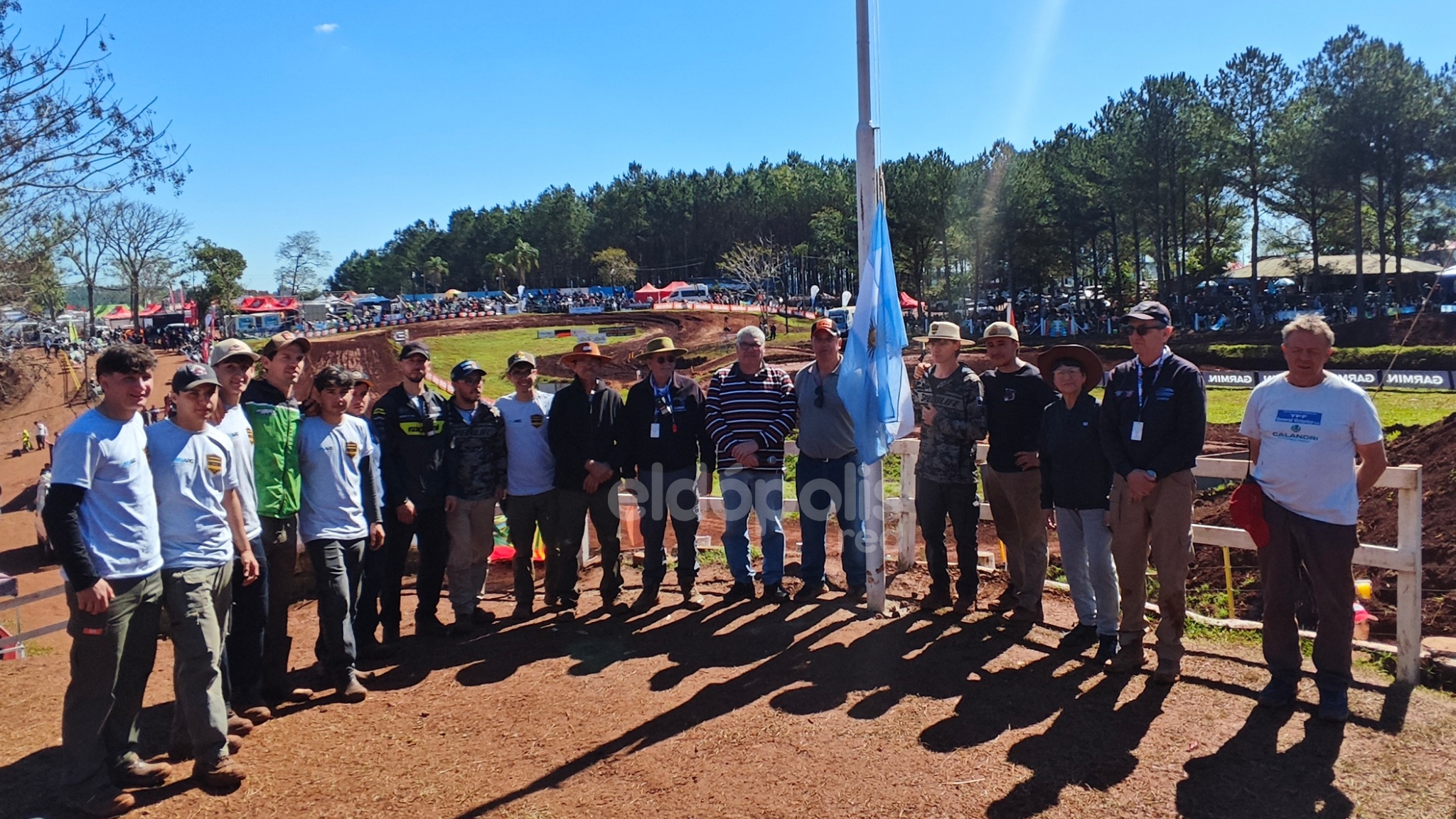 Una multitud copó el circuito Gonseski en la 5ª fecha del Argentino de Motocross - Imagen 2
