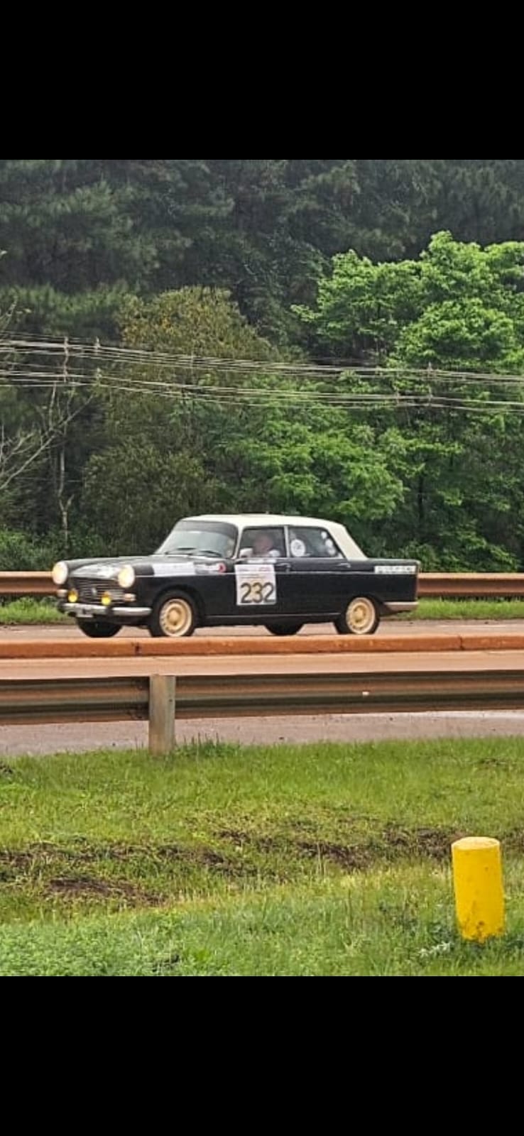 El Gran Premio Argentino Histórico pasó por Eldorado rumbo a las Cataratas 2