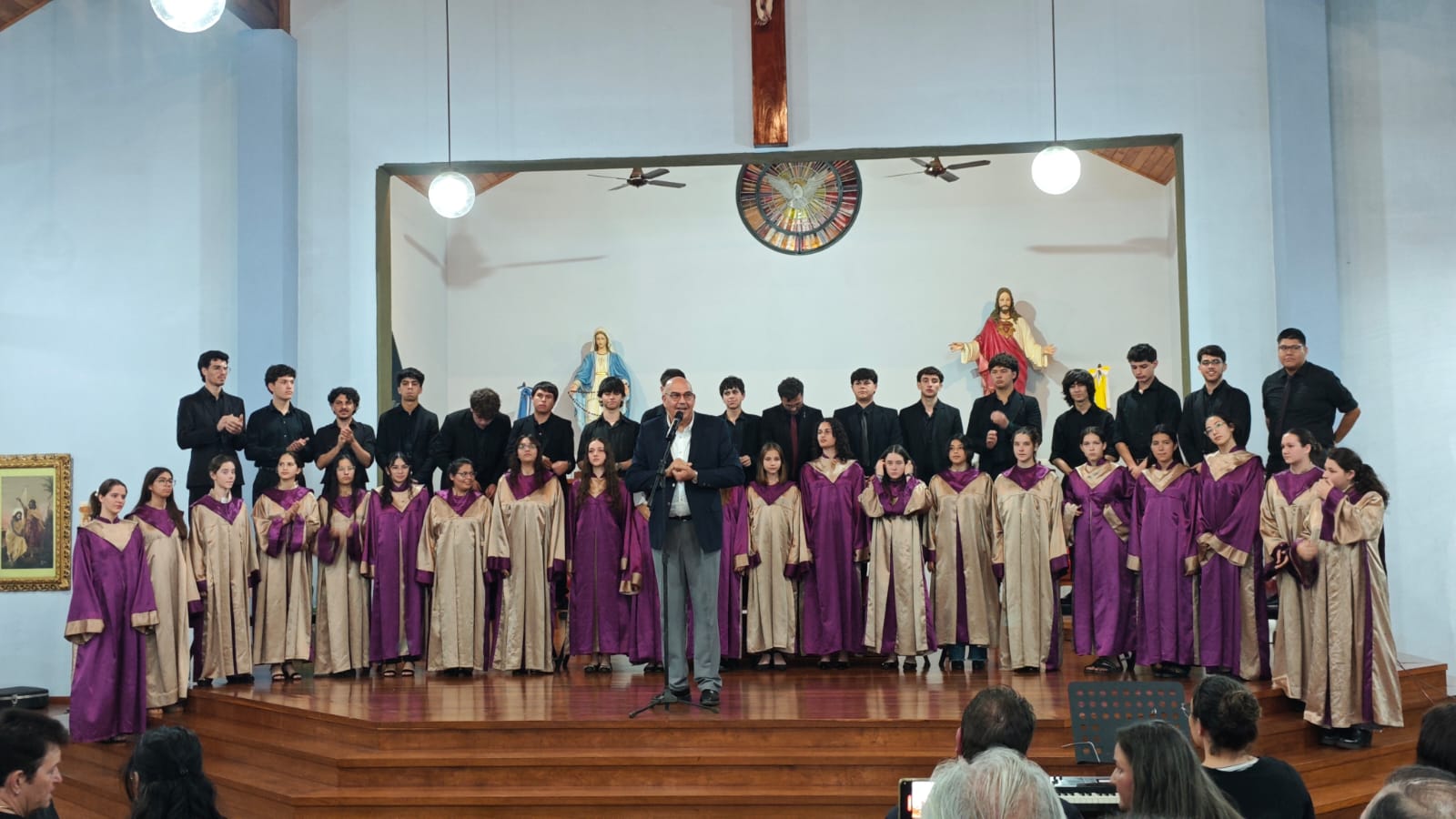 Eldorado: se realizó con gran éxito el 10° Encuentro Coral en la Parroquia Espíritu Santo 4
