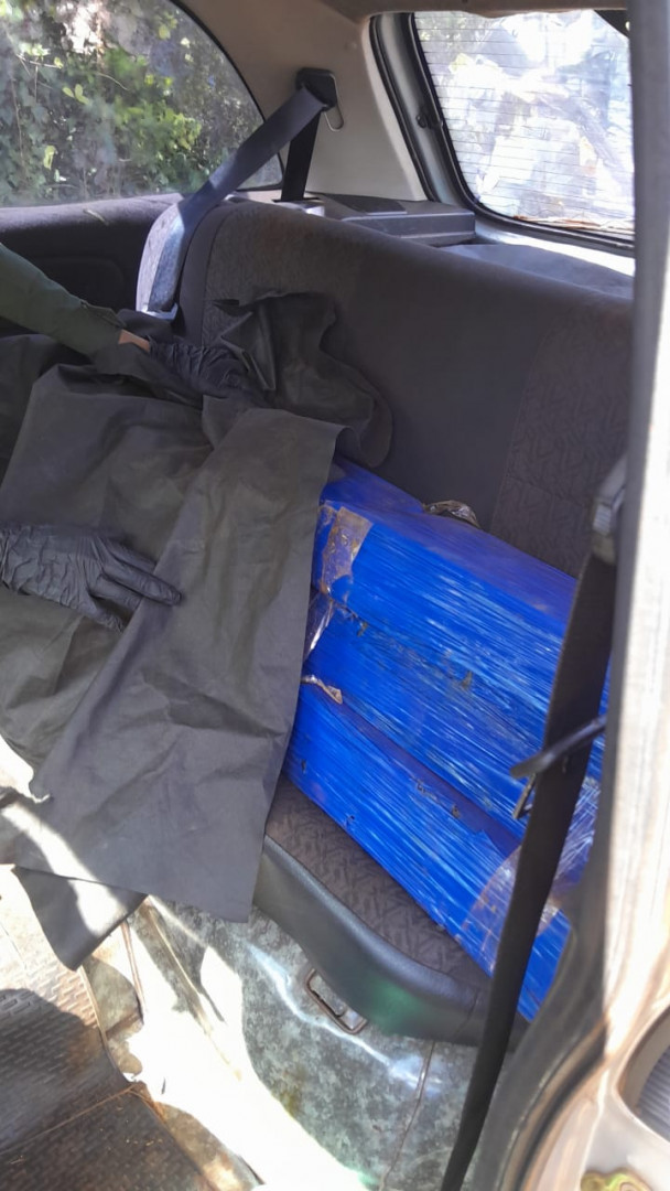 Intentó evadir un control vial y fue detenido con casi 194 kilos de marihuana en San Vicente 4