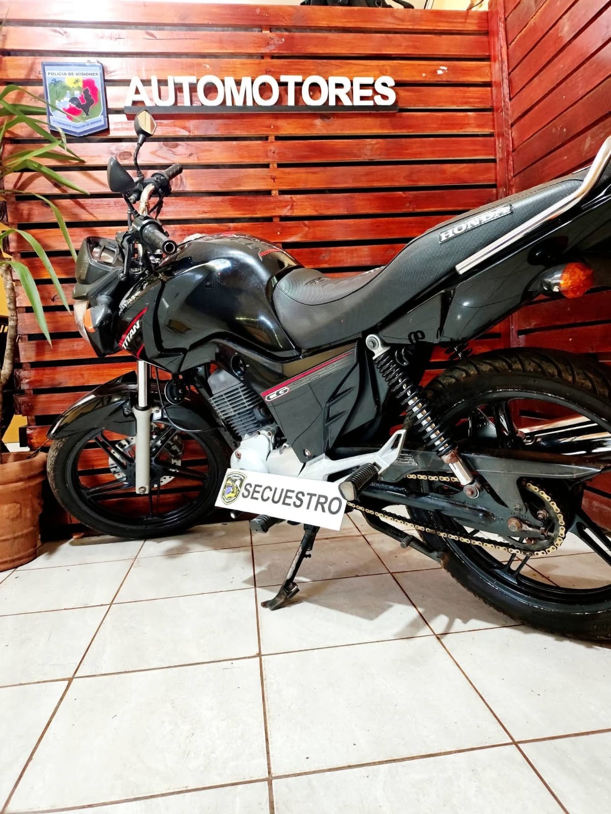 Intervenciones policiales en Iguazú, Wanda y Andresito: motos recuperadas y esclarecen varios hechos delictivos 5