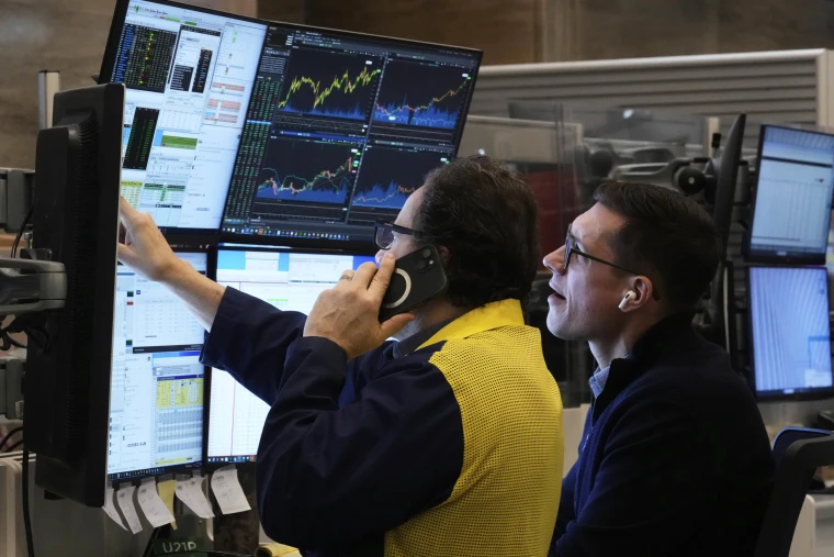 Se dispara el petróleo, salta el oro y caen las bolsas: el primer efecto de la guerra en Medio Oriente