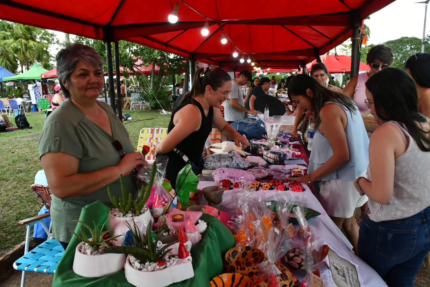 La Costanera fue escenario de la Expo Artesana por el Día Internacional de la Mujer 4