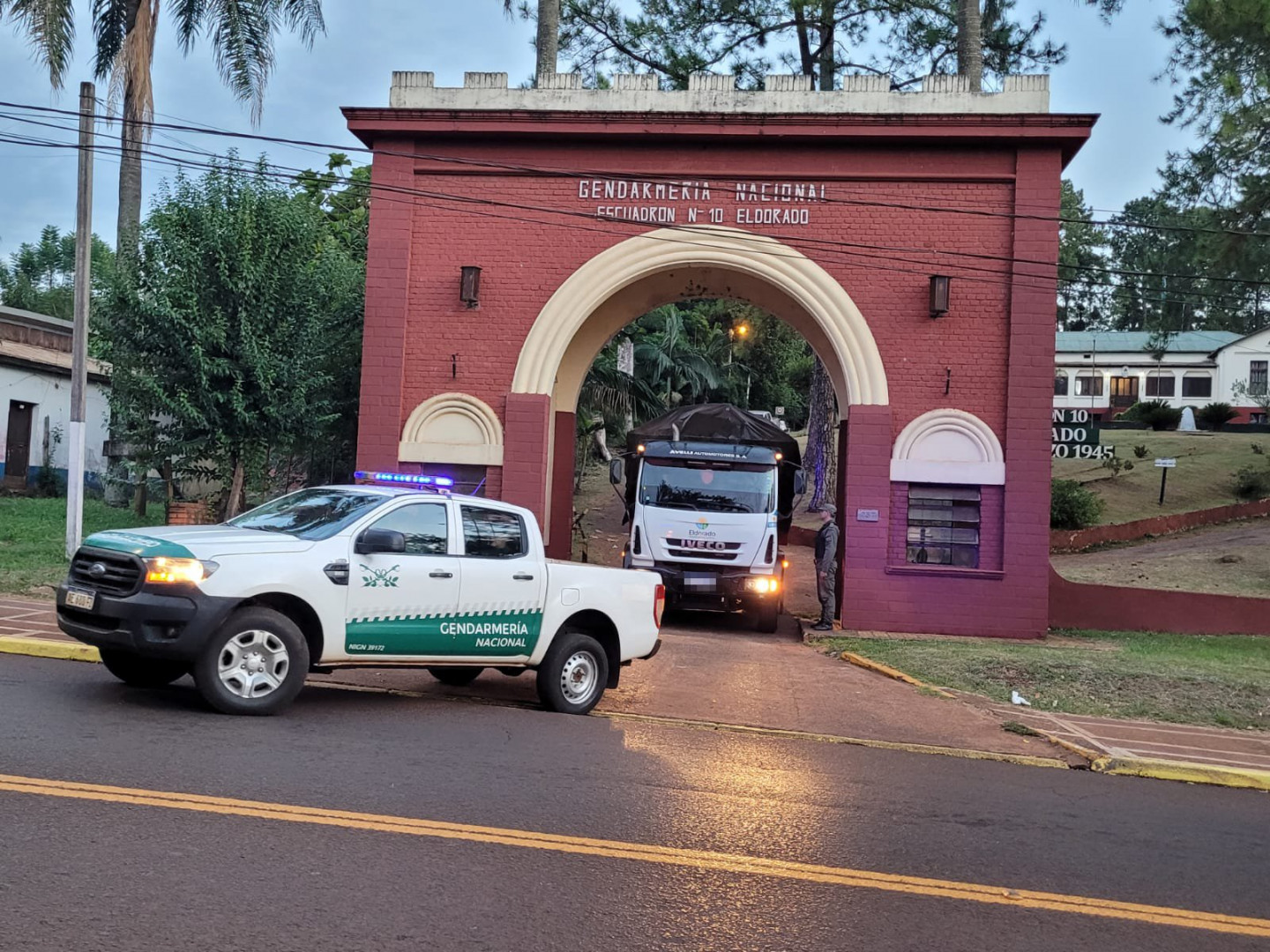 Eldorado: incineraron más de 9 toneladas de marihuana incautadas en un operativo realizado en 2025 4