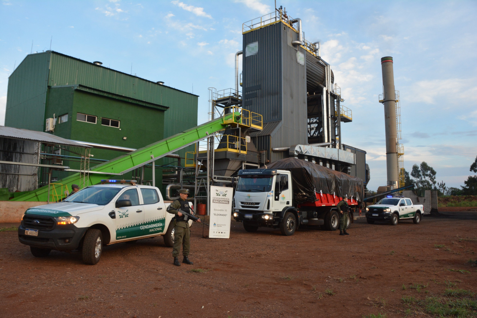 Eldorado: incineraron más de 9 toneladas de marihuana incautadas en un operativo realizado en 2025 5