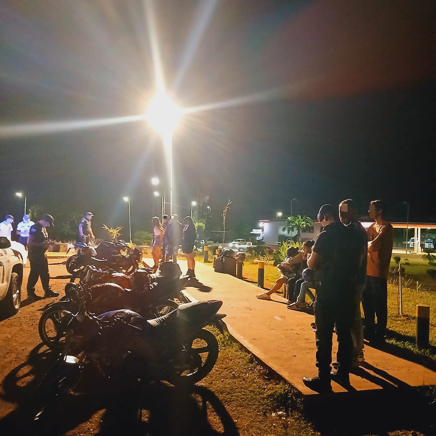 Oberá y Campo Viera: la Policía interceptó una caravana de motociclistas y secuestró 12 motos 2