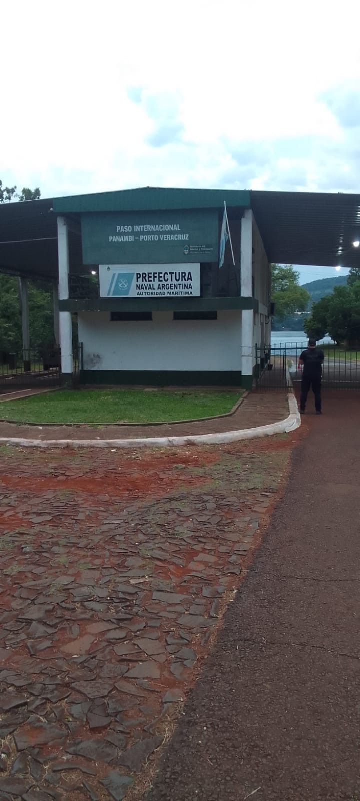 Histórica bajante del Río Uruguay obliga a suspender el paso fronterizo entre Panambí y Porto Vera Cruz