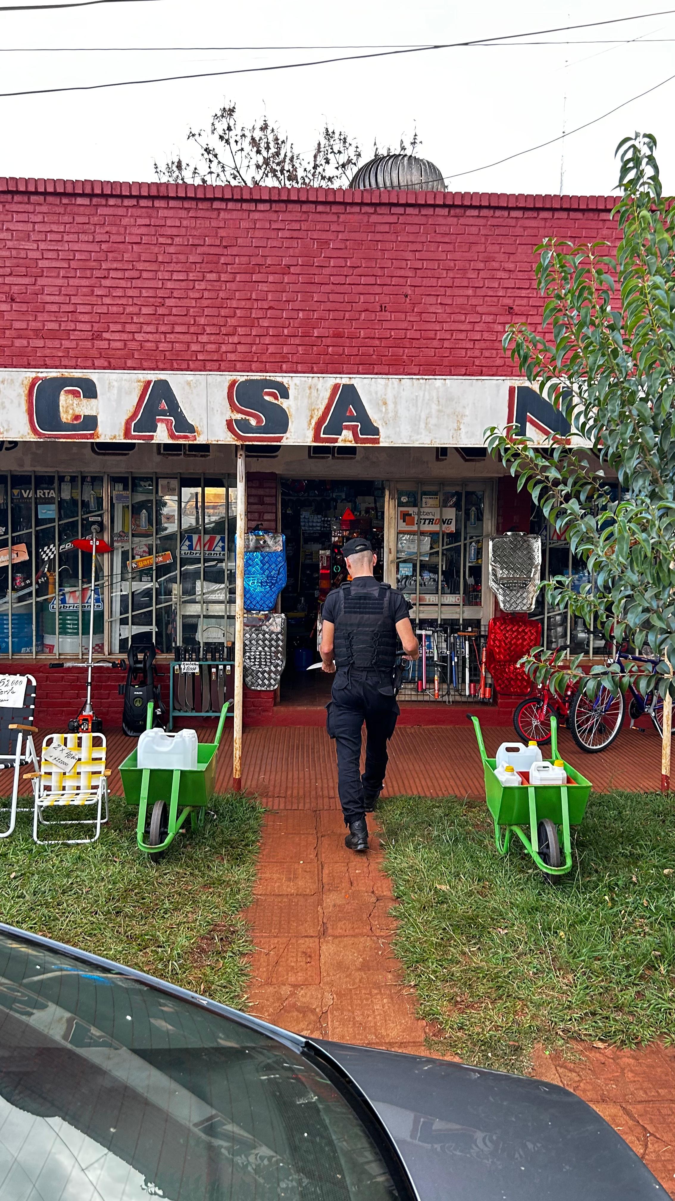 Huyó de la Policía, robó un machete y quiso enfrentarlos: fue demorado en Campo Grande 2