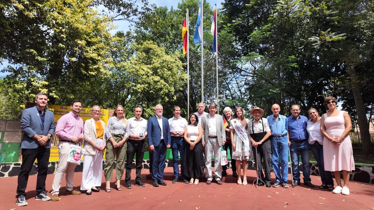 Montecarlo recibió a una delegación alemana y fortaleció vínculos institucionales 3