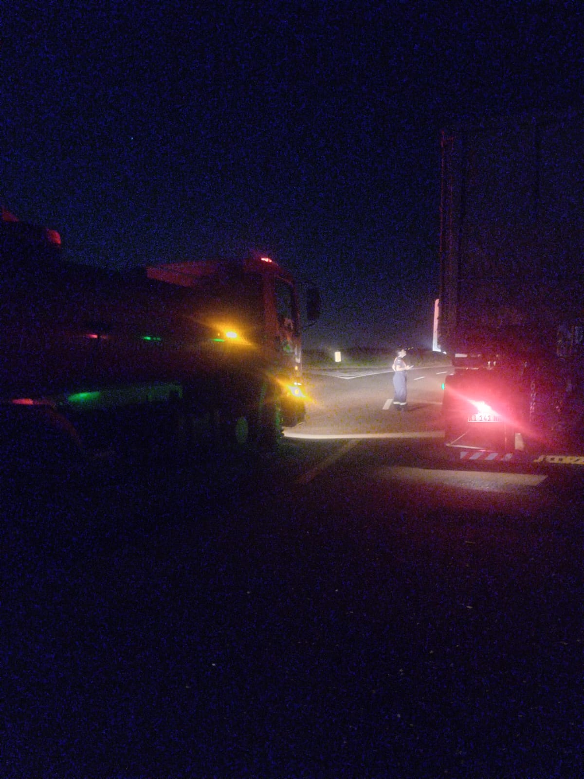 Posadas: se incendió el tráiler de un camión en la Ruta 12 y evitaron que el fuego se propague 2