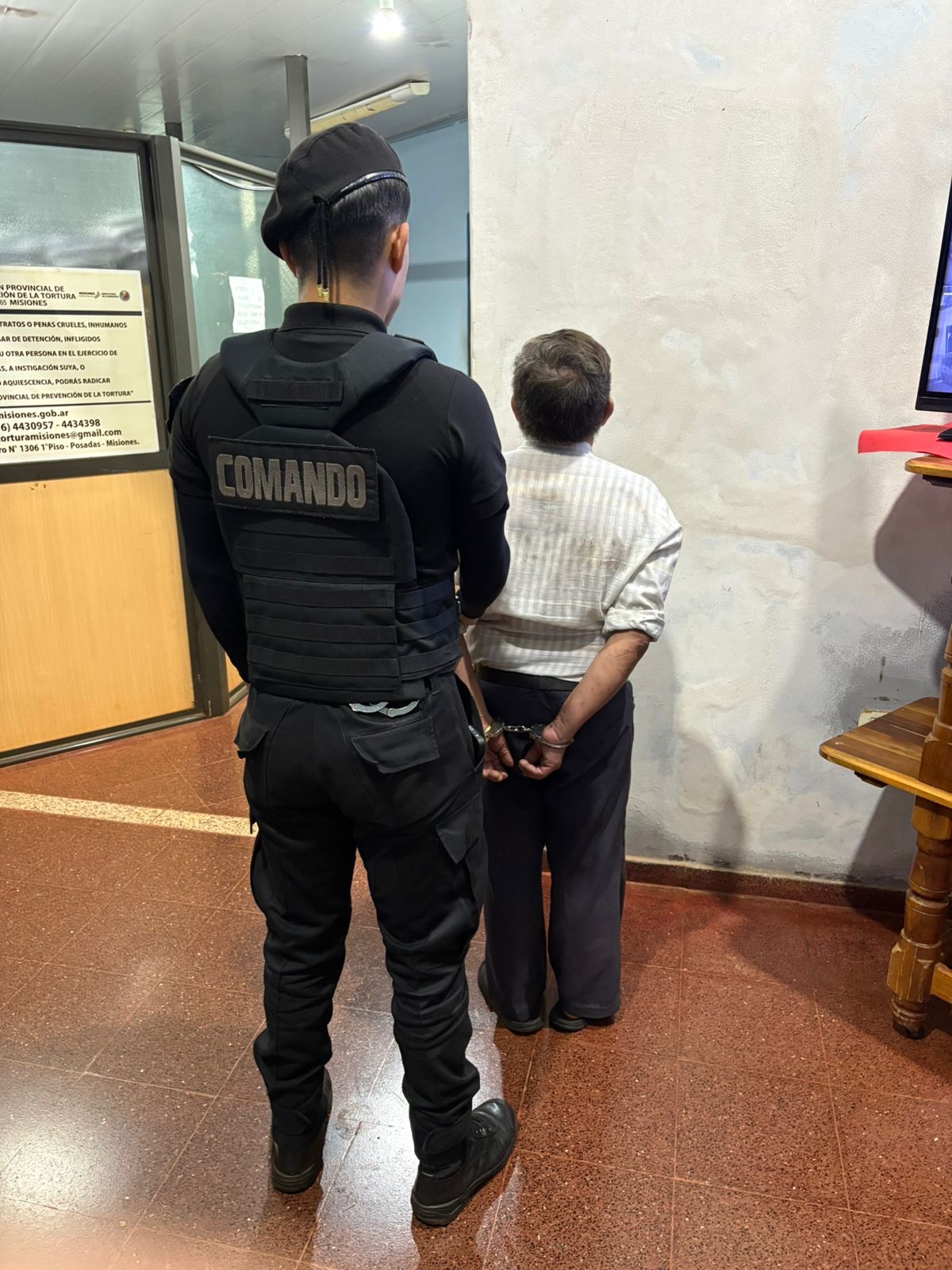 Chocó a un motociclista de 17 años, huyó y horas después fue detenido en San Pedro 2