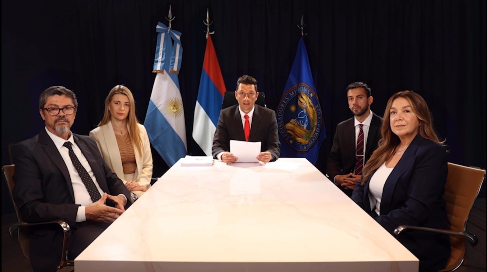 LLA presentó un paquete de 100 proyectos en Misiones con eje en reforma electoral 2