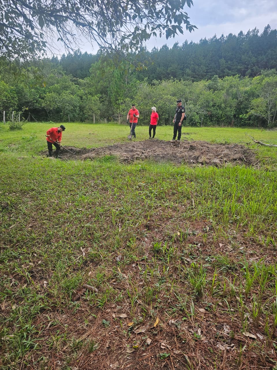 Desaparición de perros en Guaraní: rastrillaron dos chacras y no hallaron indicios 4