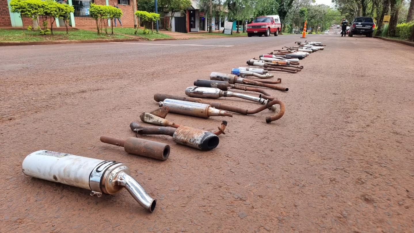 Montecarlo destruyó cerca de 60 escapes deportivos secuestrados en operativos 4