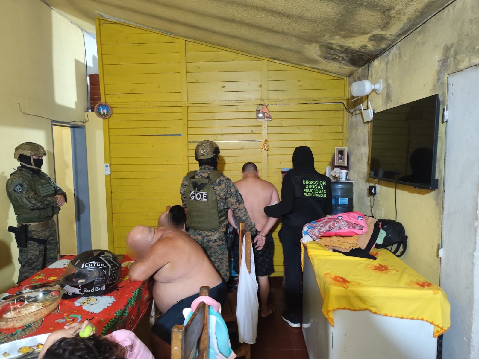 Cayó en Posadas el jefe de una narcobanda internacional que cruzaba droga en motos de agua desde Paraguay 4
