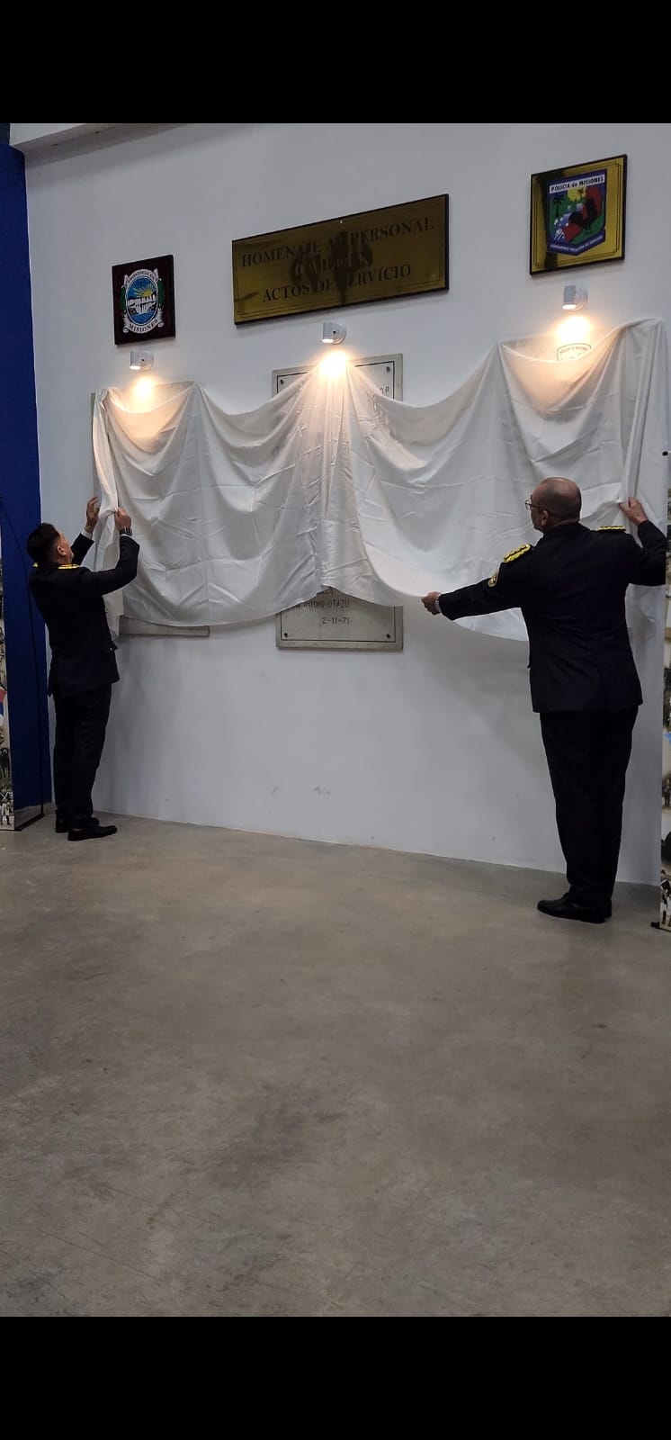 La Policía honró a quienes dieron su vida en acto de servicio en el marco del 170° aniversario 5