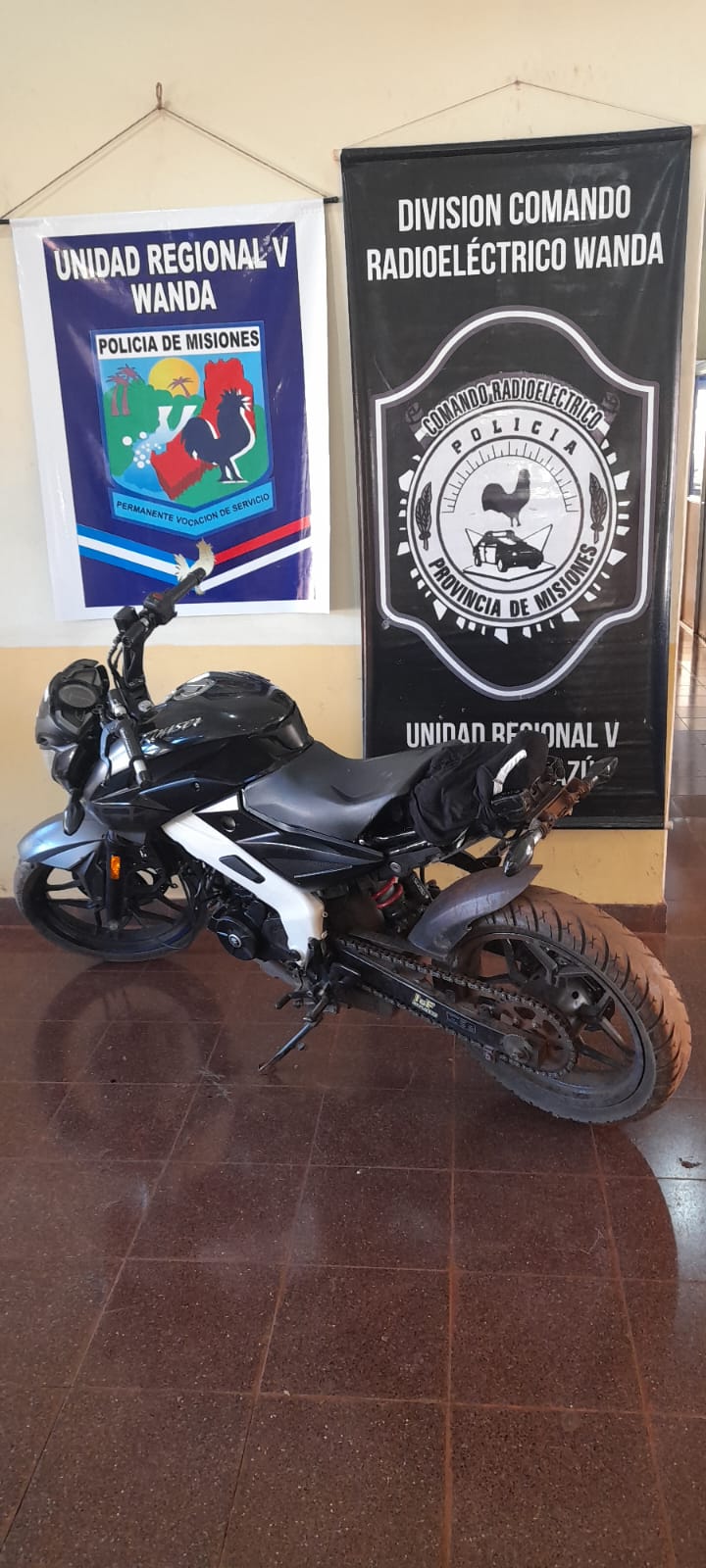 Pactó una compra por redes sociales y terminó asaltado: investigan una posible red de motos robadas en Wanda 3